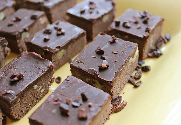 Fudge Brownie Recipe, A Raw Fudge Made with Cacao Beans